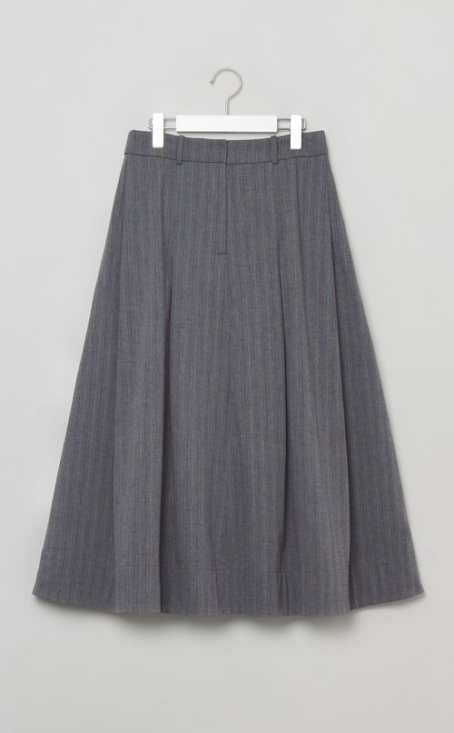 ヘリンボーンタックフレアスカート