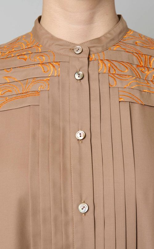 エンブロイダリータックワンピース