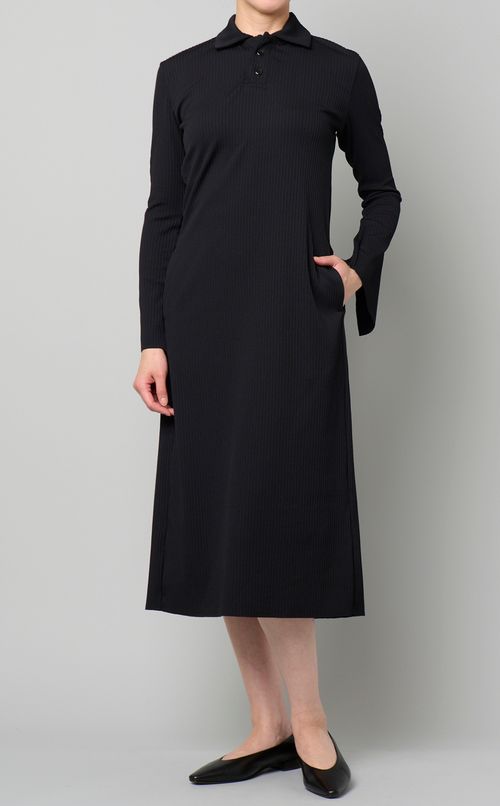 プリーツニットポロワンピース