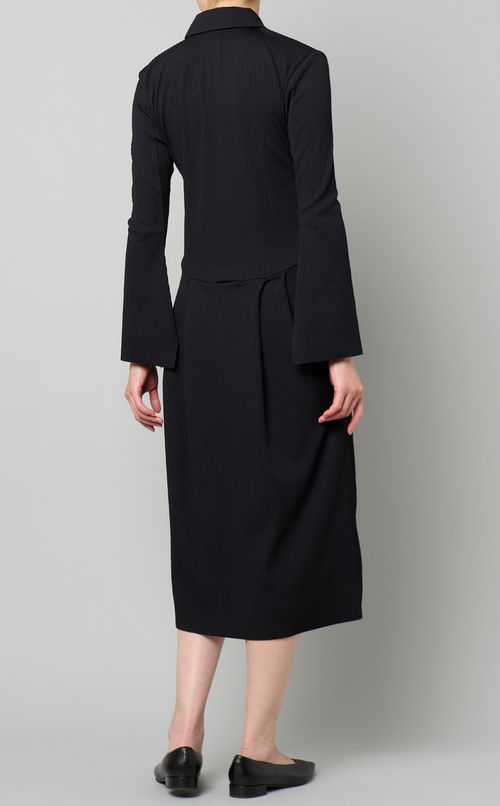 プリーツニットポロワンピース