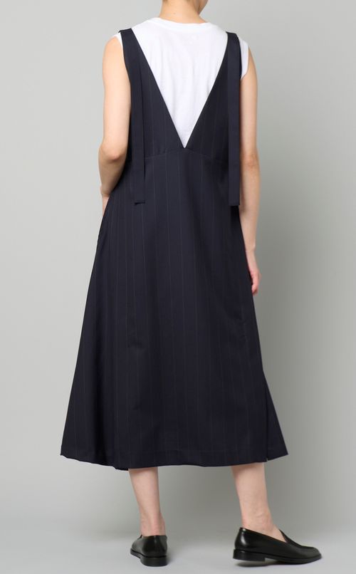 ピンストライプショルダーストラップドレス