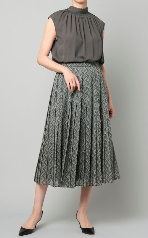 ノースリーブボウタイブラウス