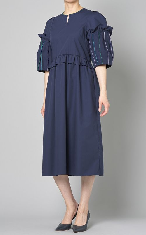 ピコフリルステッチワンピース