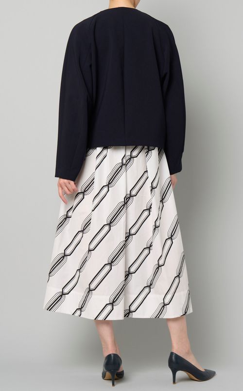 ノーカラーフロントジップジャケット