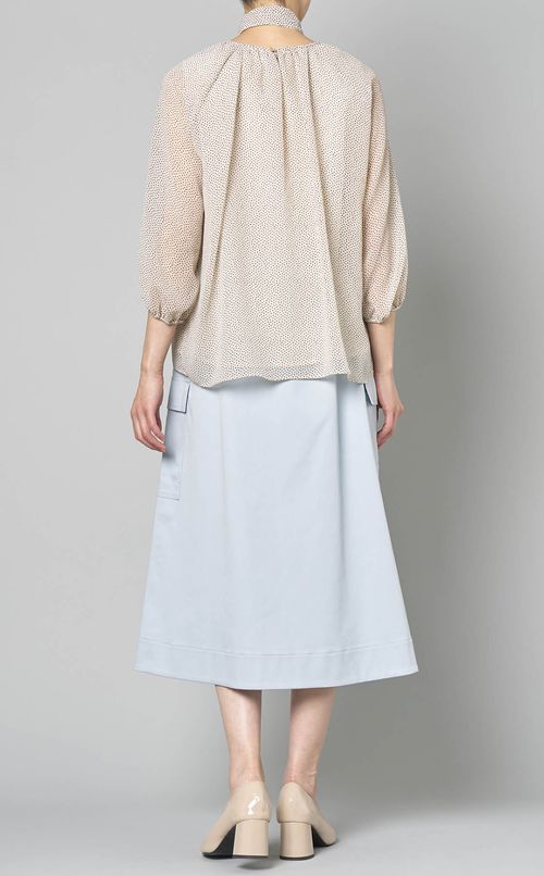 ボウタイ付ドットブラウス