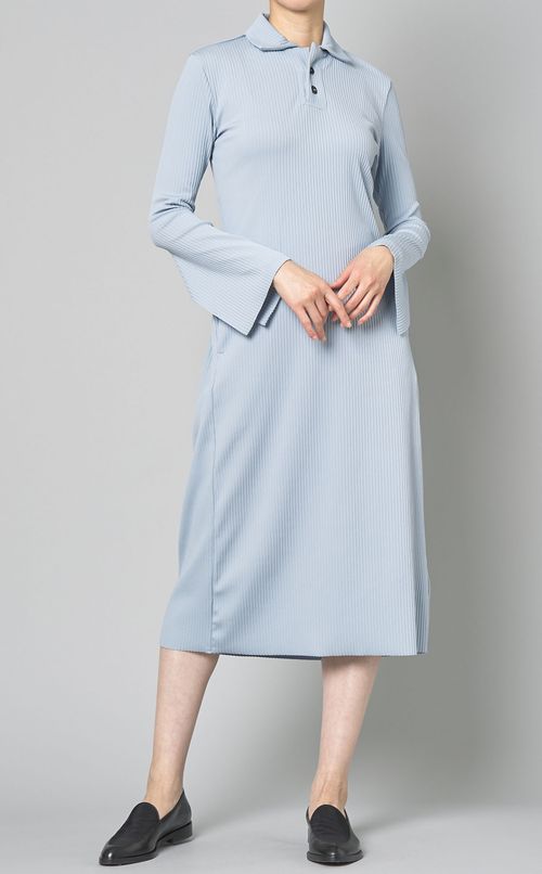 プリーツニットポロワンピース