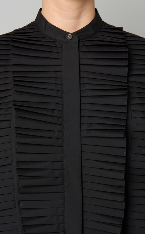 タックフリルバンドカラーシャツ