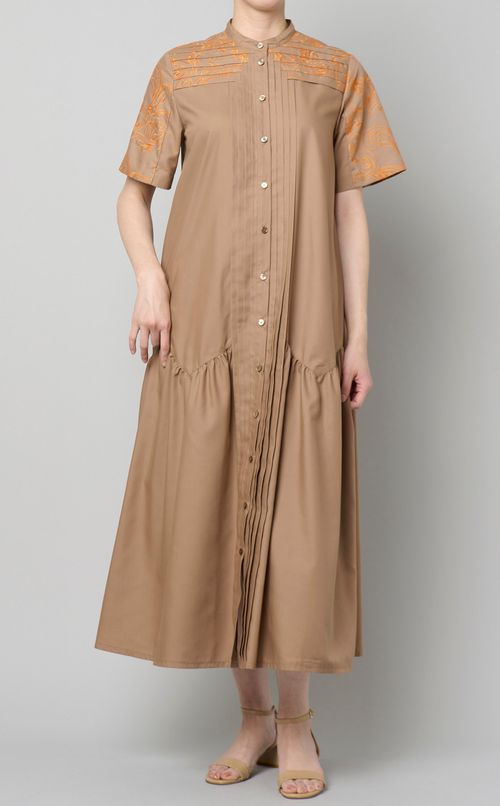 エンブロイダリータックワンピース