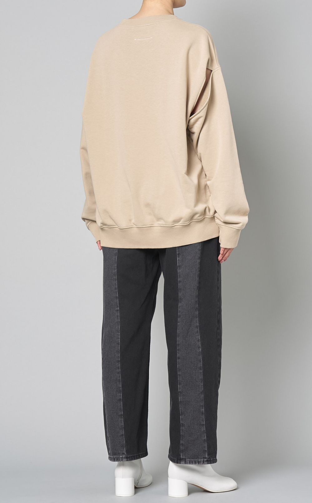 【関税 送料無料】MM6 MAISON MARGIELA カットアウト ワンピース MM6 Maison Margiela|カットアウトスリーブスウェットトップス