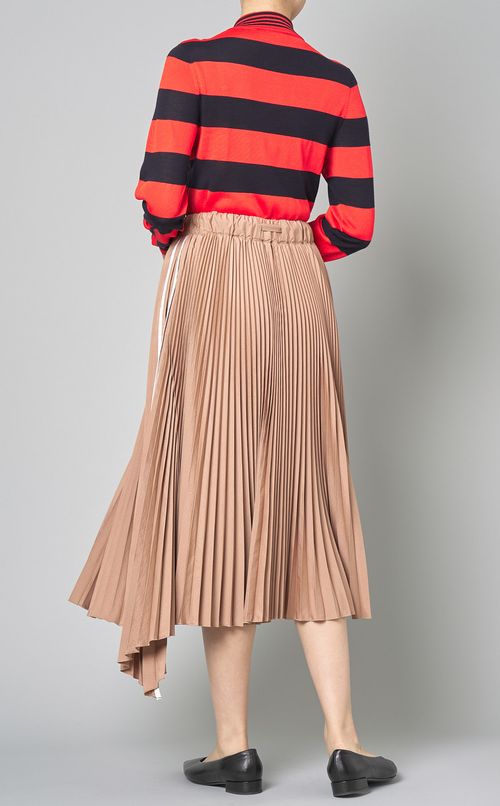 アシメトリープリーツスカート