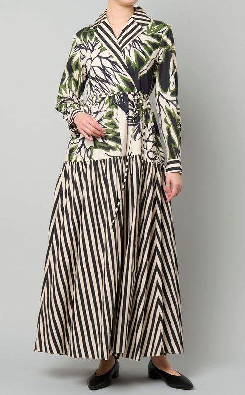 ストライプフラワープリントギャザードレス