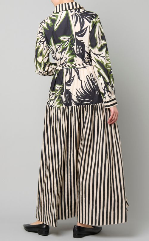 ストライプフラワープリントギャザードレス