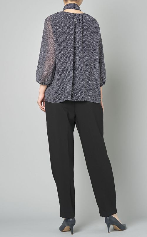 ボウタイ付ドットブラウス