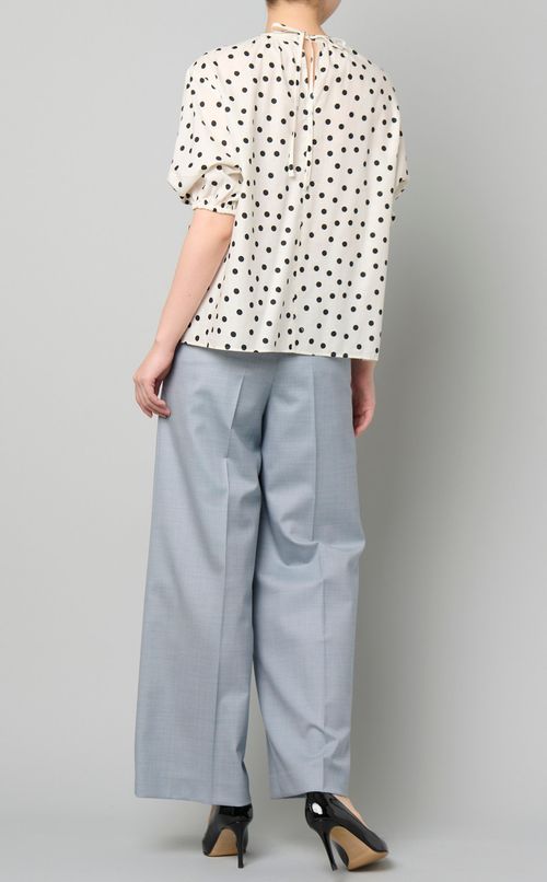 ドットボリュームスリーブブラウス