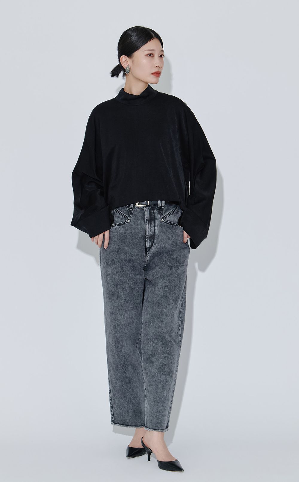 コットンクロップドカットオフデニムパンツ