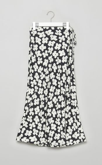 フラワープリントスカート