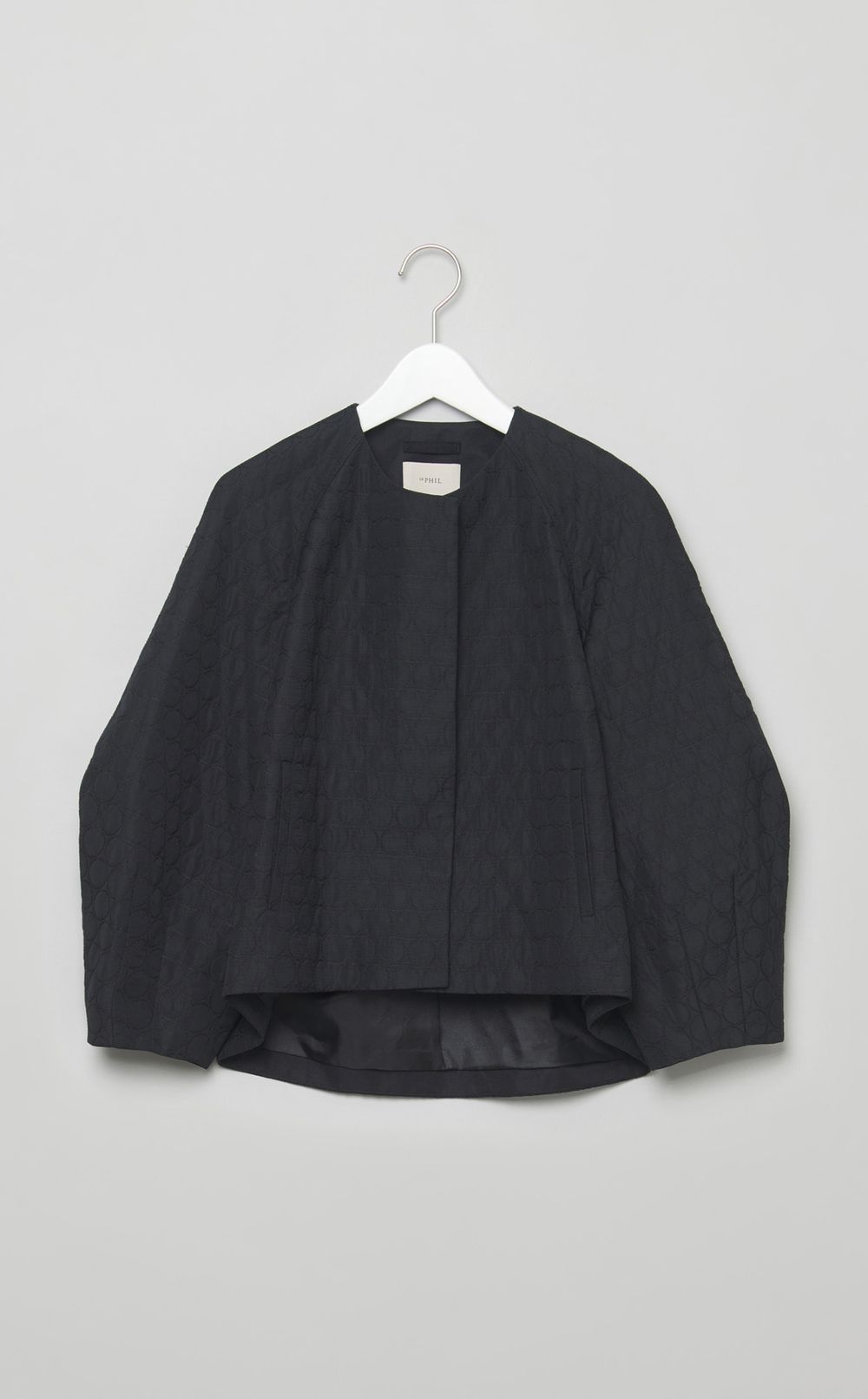 サークルジャガードショートジャケット