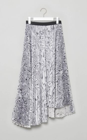 プリントサテンアシメトリースカート
