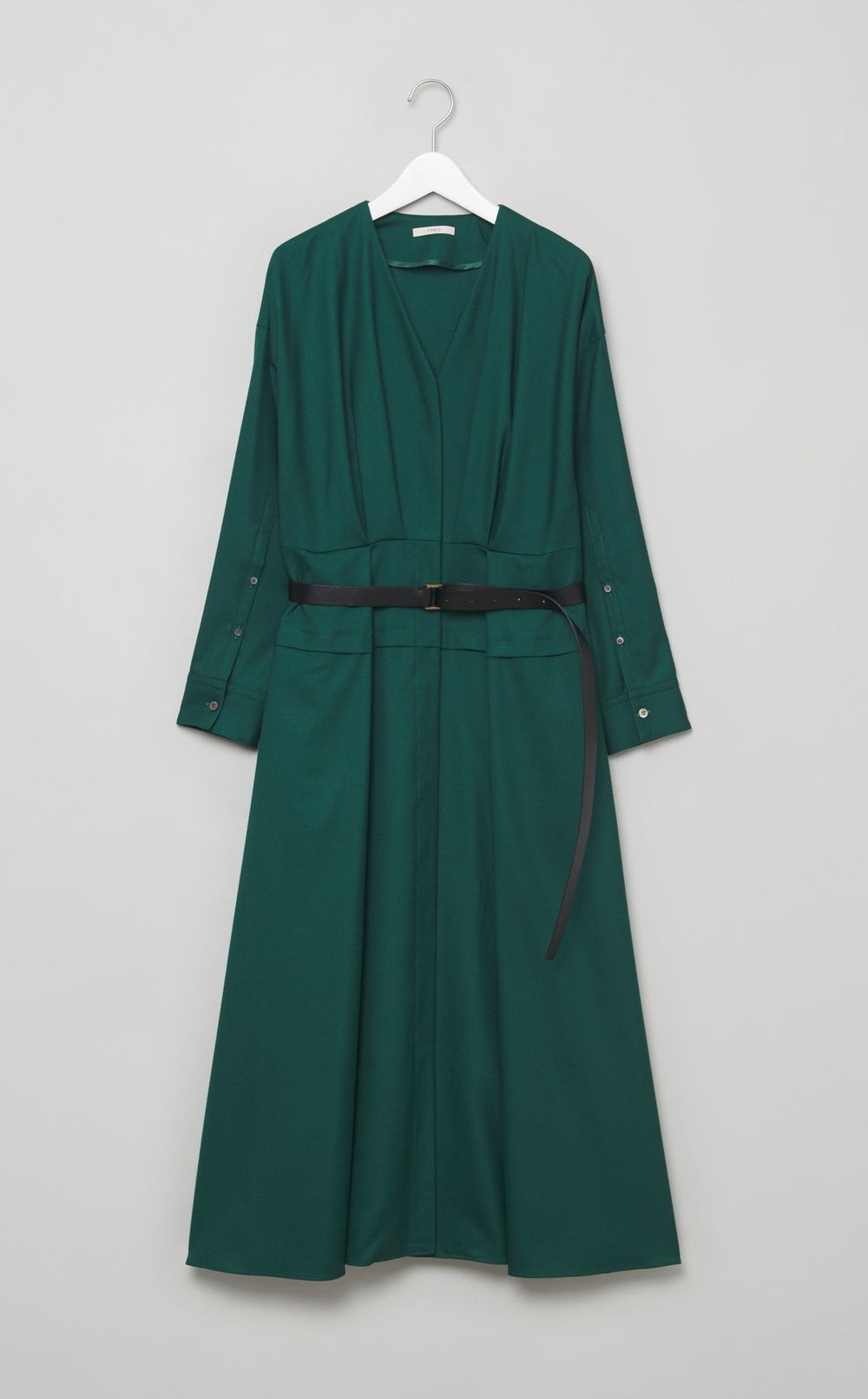 Vネックベルテッドワンピース