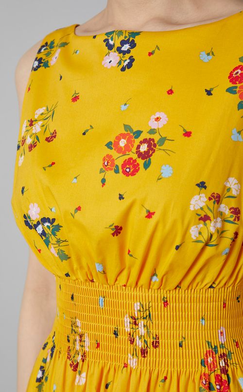 バックVネックフラワーワンピース