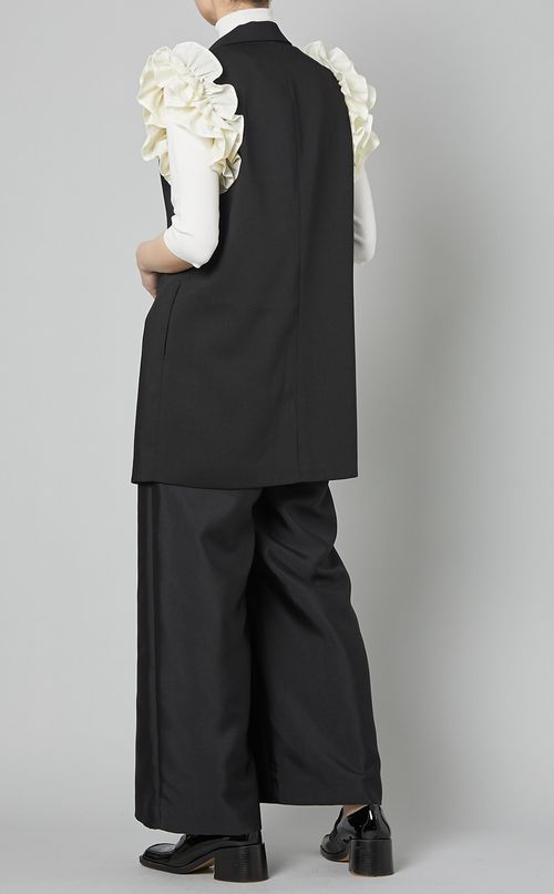 フリルスリーブショートジレ