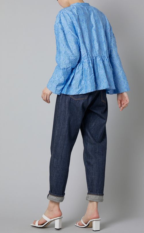 フラワージャガードフロントリボンブラウス