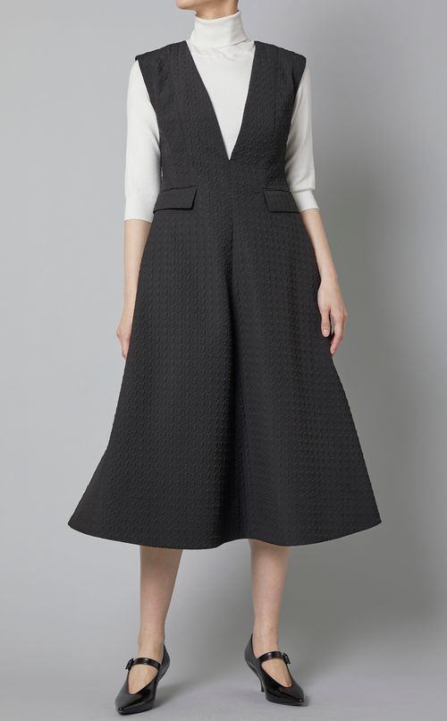 Vネックジャンパードレス