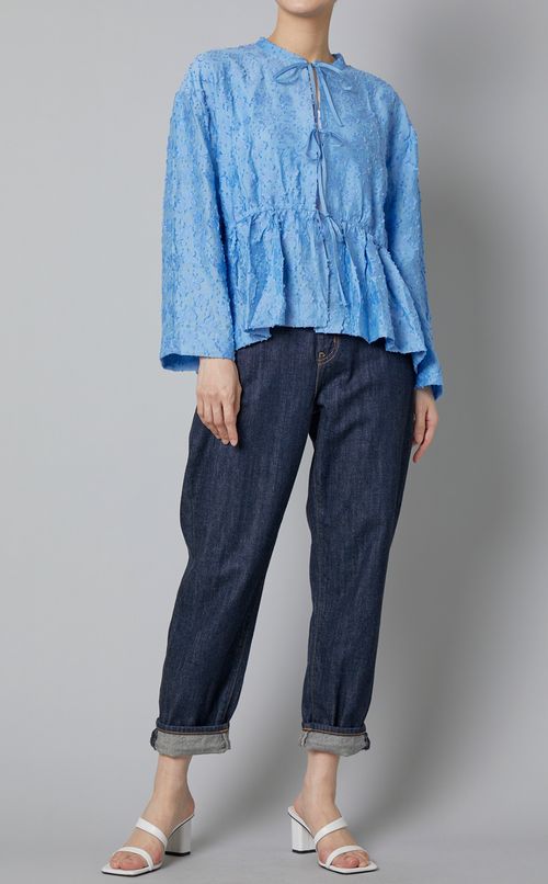 フラワージャガードフロントリボンブラウス