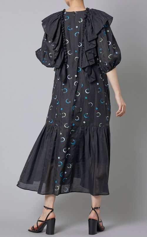 エンブロイダリーラッフルワンピース