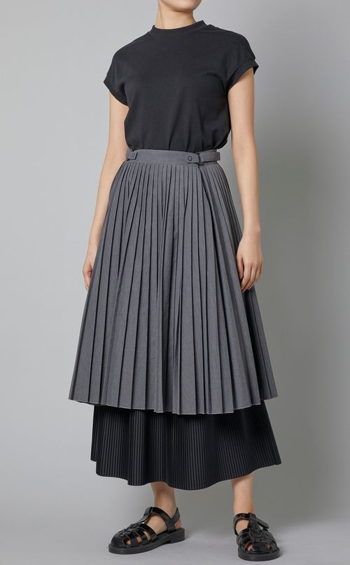 レイヤープリーツスカート