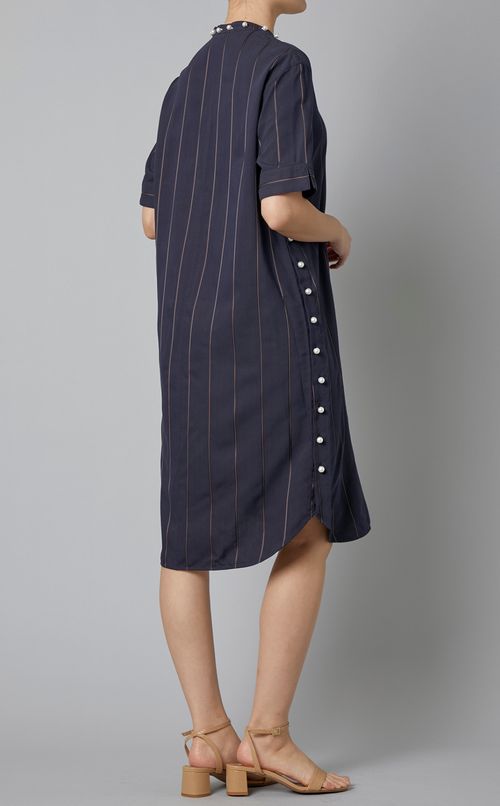 パールボタンVネックストライプドレス