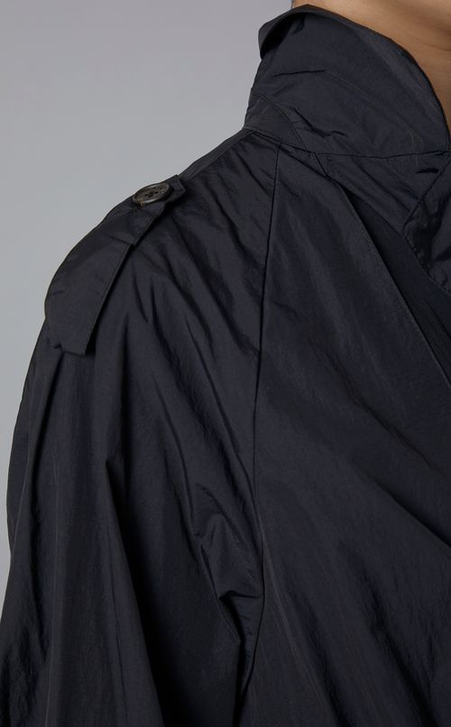 ナイロンロングトレンチコート