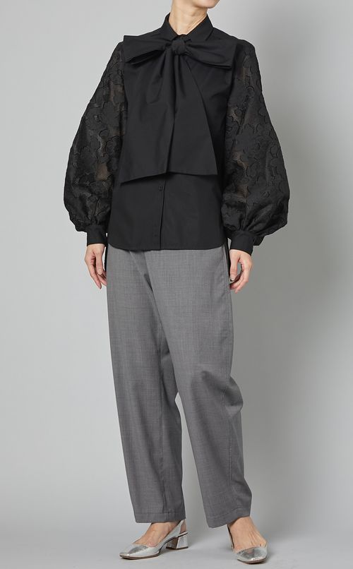 フラワージャガードスリーブブラウス