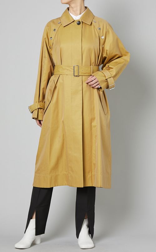 スナップボタンアクセントトレンチコート