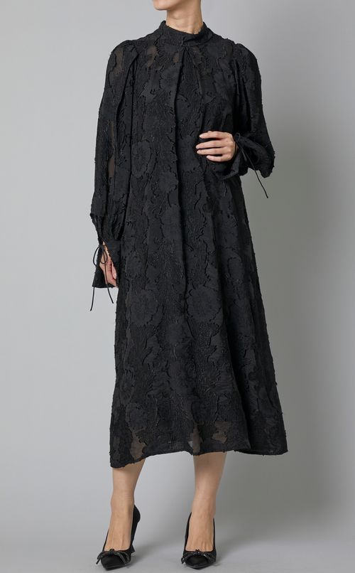 フラワージャガードシアーワンピース