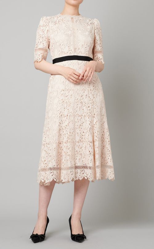 フラワーレースワンピース