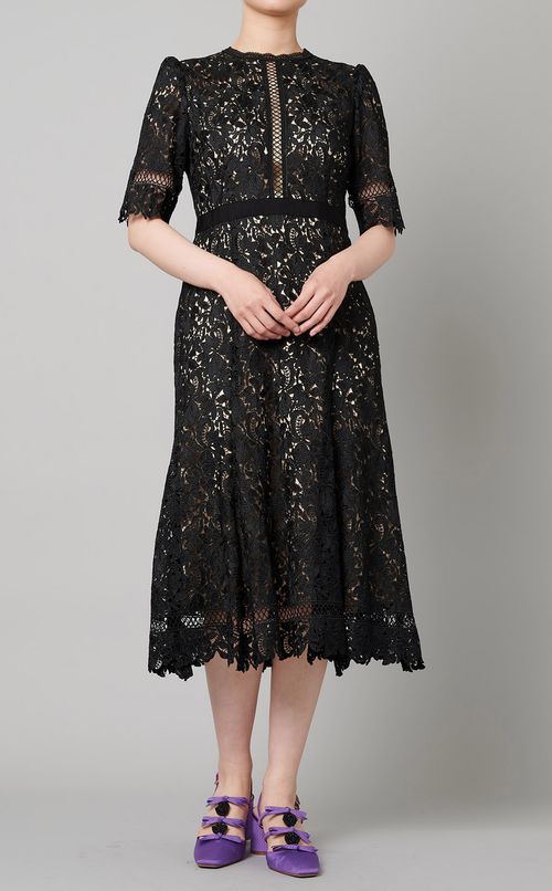 フラワーレースワンピース