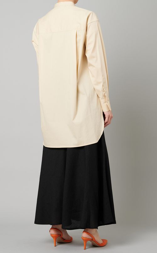 パールボタンスタンドカラーシャツ