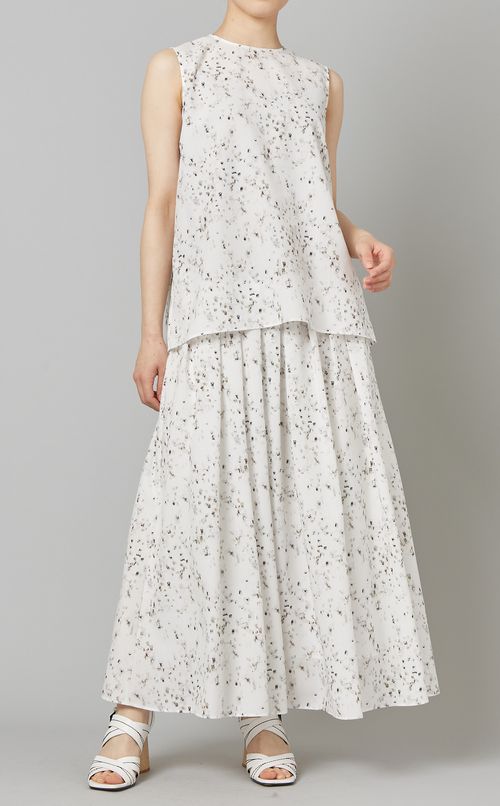 フレンチスリーブプリントブラウス