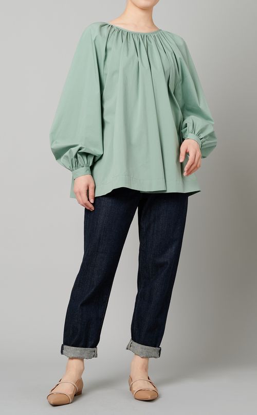 パフスリーブギャザーブラウス