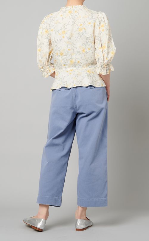 フラワープリントフリルボウタイブラウス