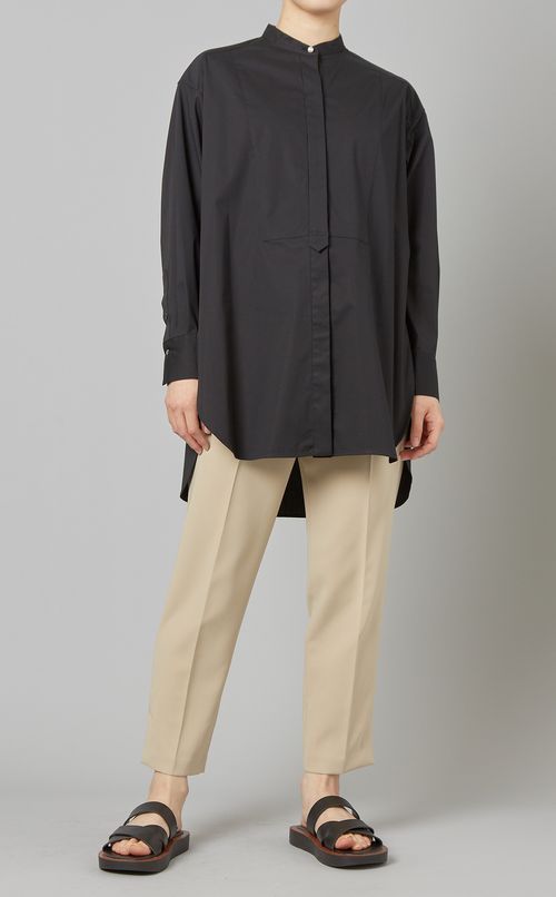 パールボタンスタンドカラーシャツ