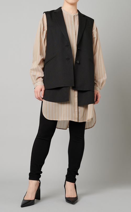 レイヤードデザインベスト