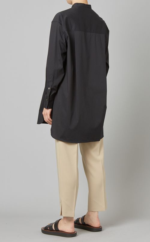 パールボタンスタンドカラーシャツ