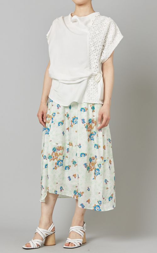 レースアシンメトリーブラウス