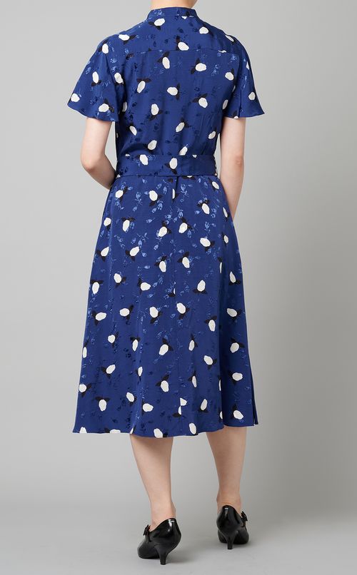 ボウタイ付フラワージャガードワンピース