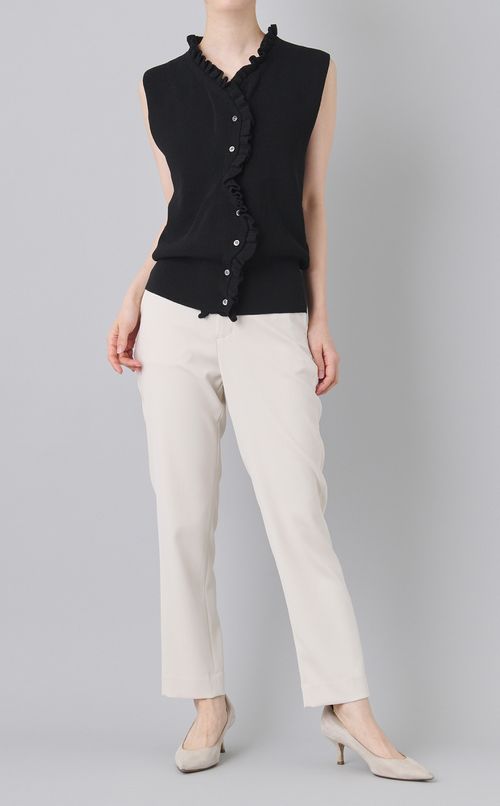 テーパードシルエットパンツ