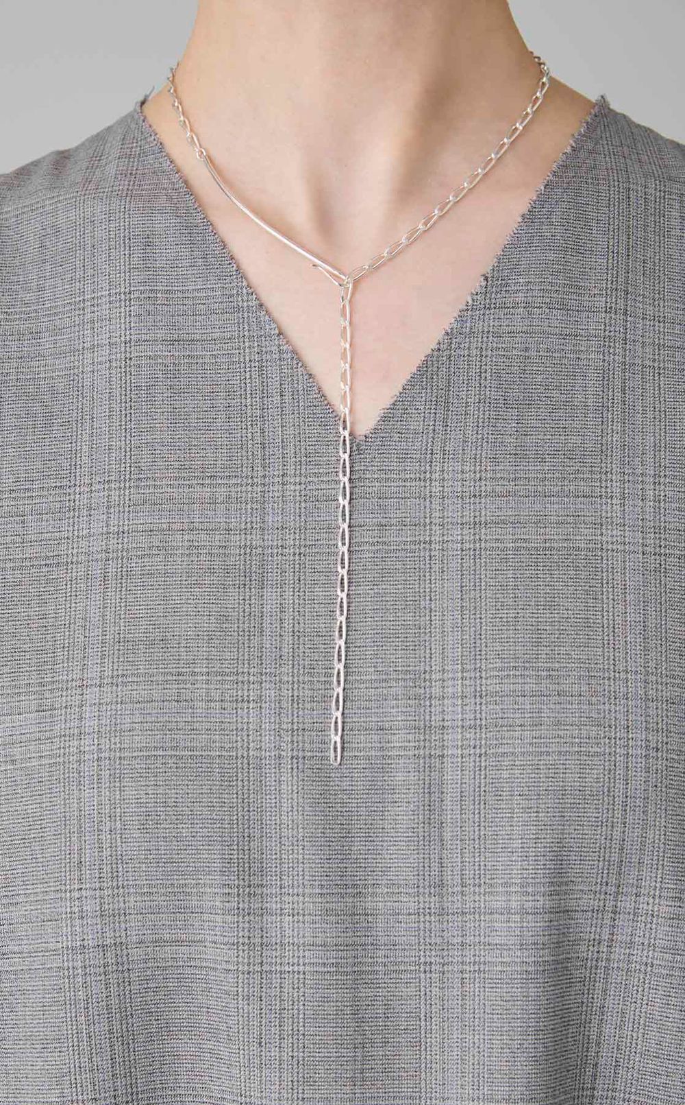フックチェーンラリエットネックレス