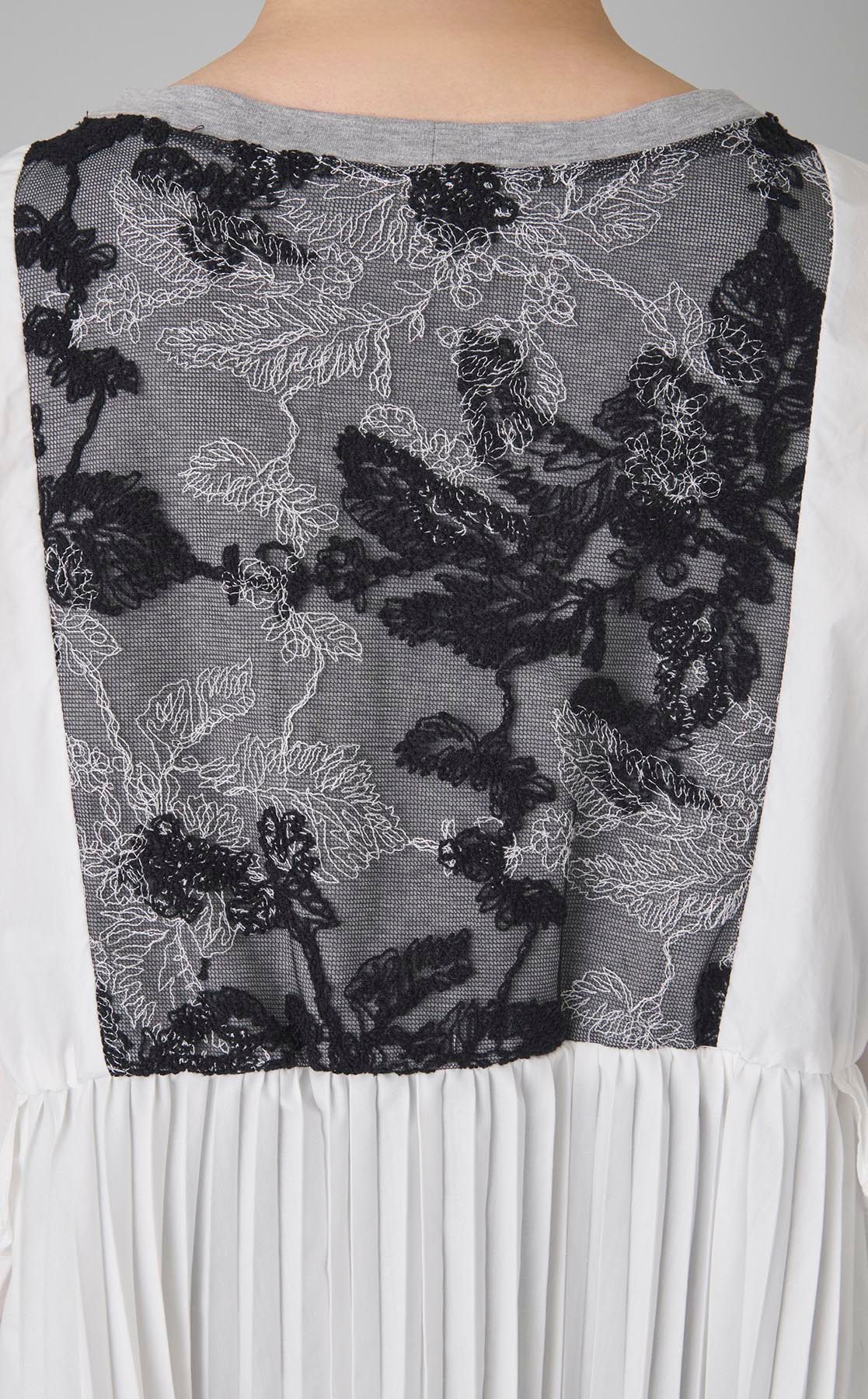 KOHVA｜【reADdress】刺繍ブラウス