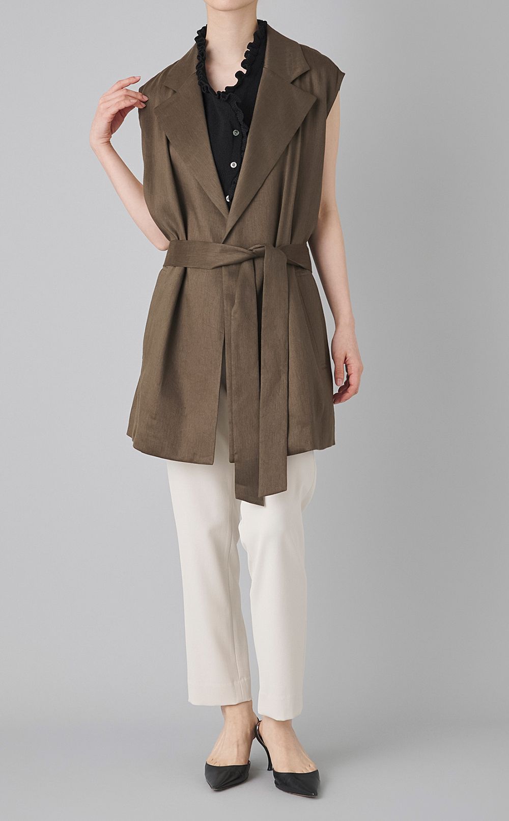 フリルトリムコットンニットベスト